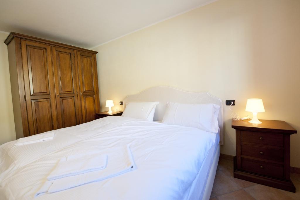 Residence La Corte Vezza dʼOglio Habitación foto